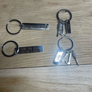 4 keychains -mom-dad- grandma-grandpa